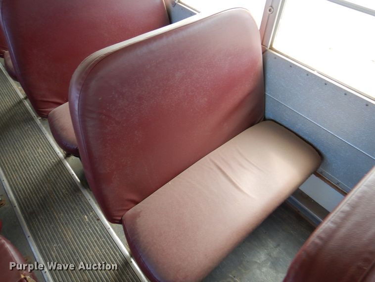 image for item DI5304 2000 Blue Bird TC2000  school bus