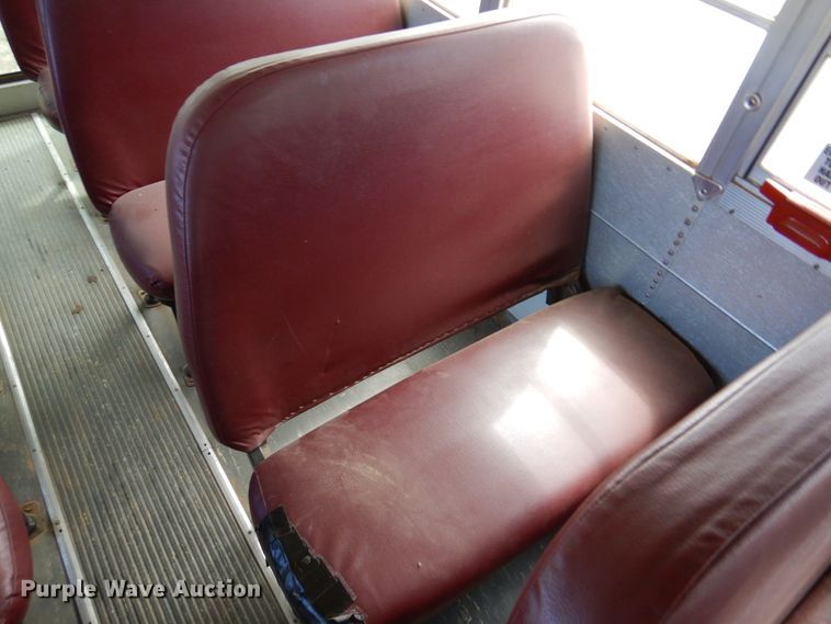 image for item DI5304 2000 Blue Bird TC2000  school bus