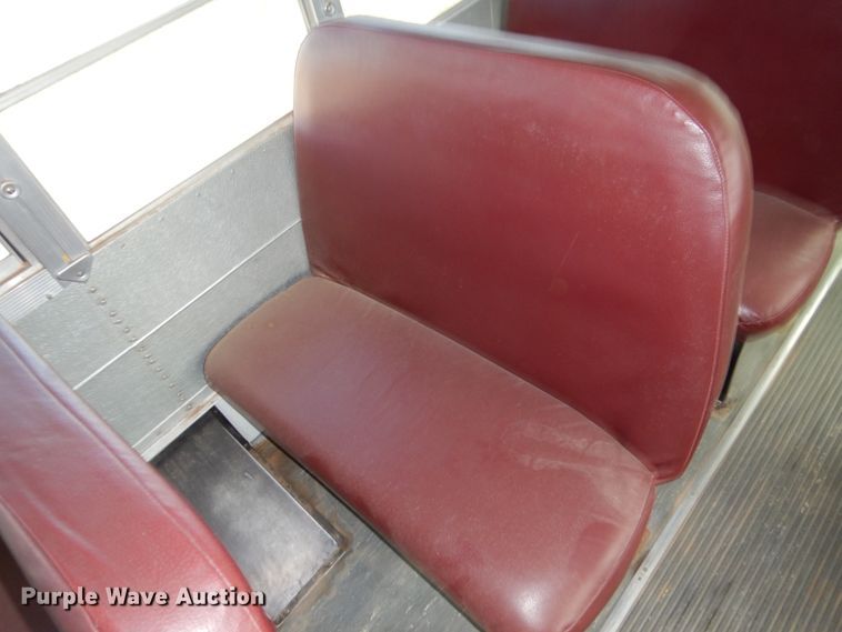 image for item DI5304 2000 Blue Bird TC2000  school bus