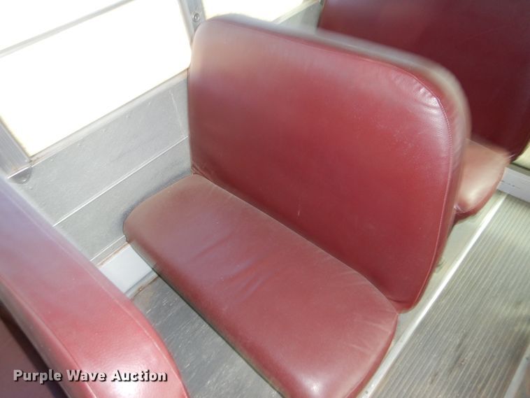 image for item DI5304 2000 Blue Bird TC2000  school bus