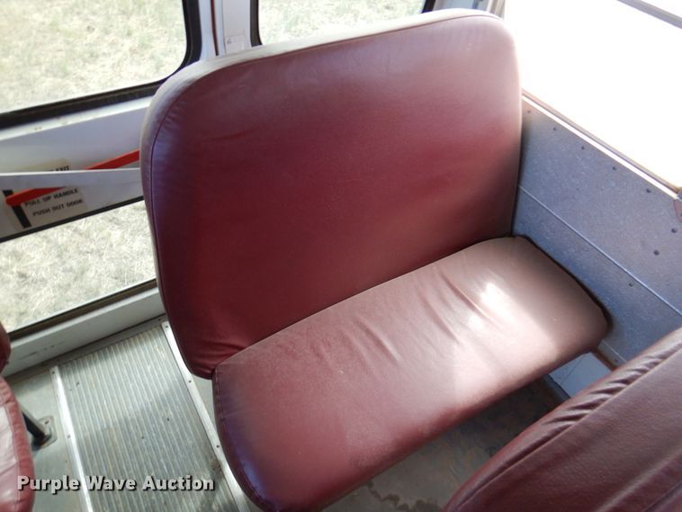 image for item DI5304 2000 Blue Bird TC2000  school bus