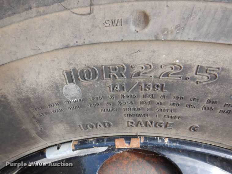 image for item DI5304 2000 Blue Bird TC2000  school bus