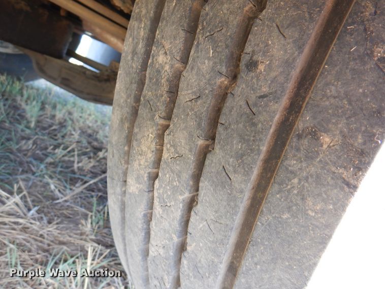 image for item DI5304 2000 Blue Bird TC2000  school bus