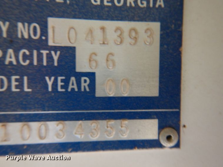 image for item DI5304 2000 Blue Bird TC2000  school bus