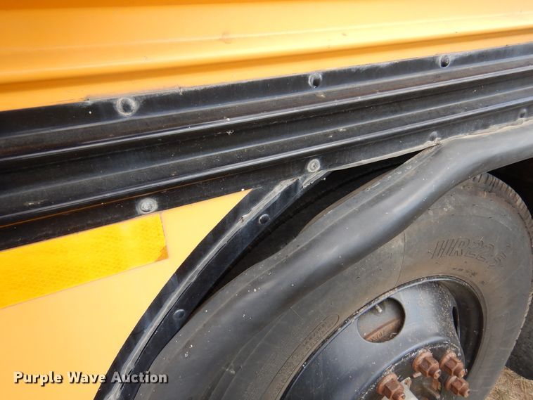 image for item DI5305 2004 Blue Bird TC2000  school bus