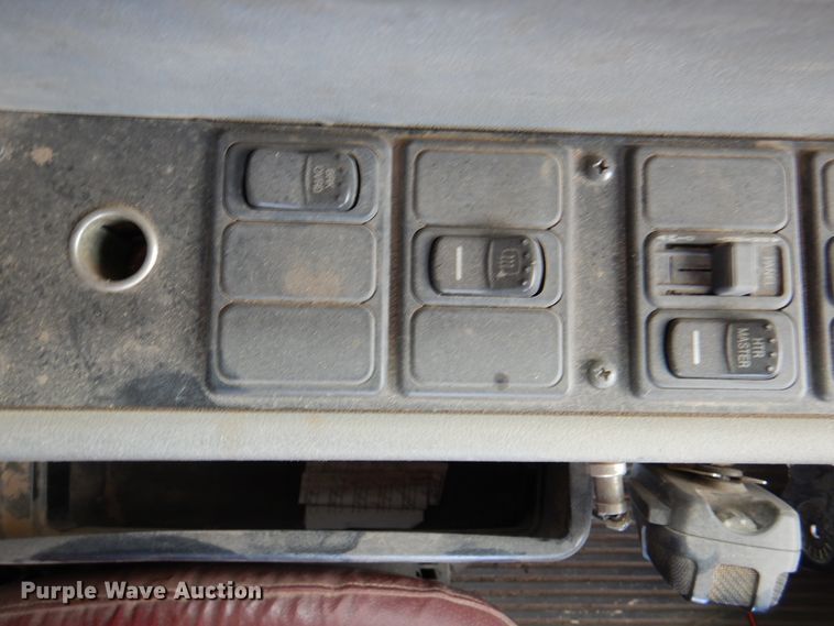 image for item DI5305 2004 Blue Bird TC2000  school bus