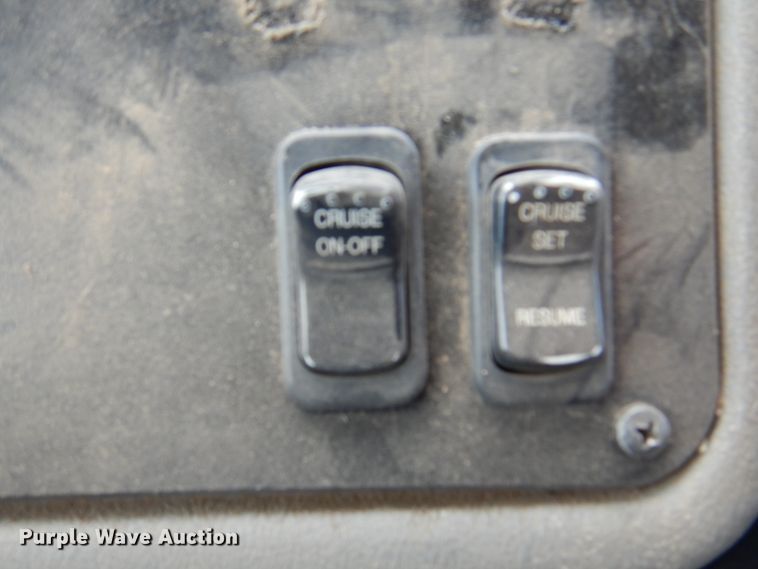 image for item DI5305 2004 Blue Bird TC2000  school bus