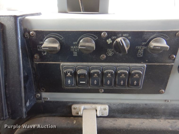 image for item DI5305 2004 Blue Bird TC2000  school bus