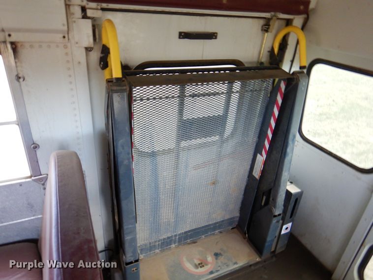 image for item DI5305 2004 Blue Bird TC2000  school bus