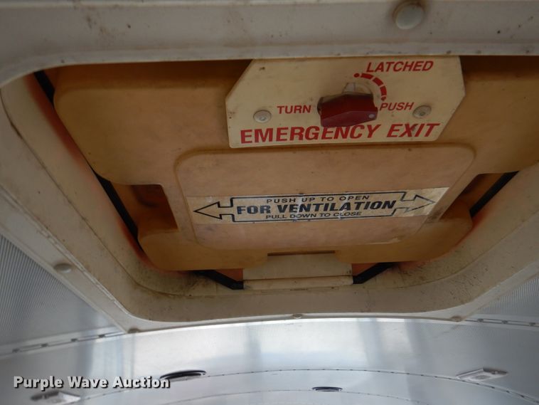 image for item DI5305 2004 Blue Bird TC2000  school bus