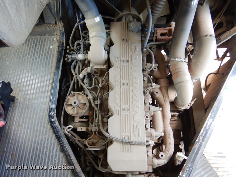 image for item DI5305 2004 Blue Bird TC2000  school bus