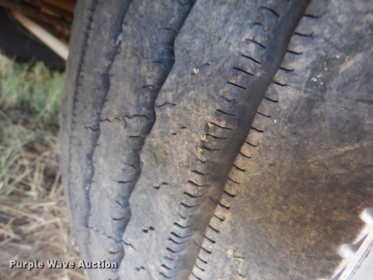 image for item DI5305 2004 Blue Bird TC2000  school bus