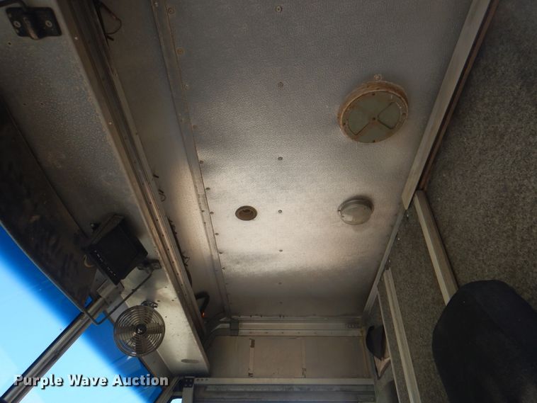 image for item DL0173 1997 Freightliner MT45  delivery truck