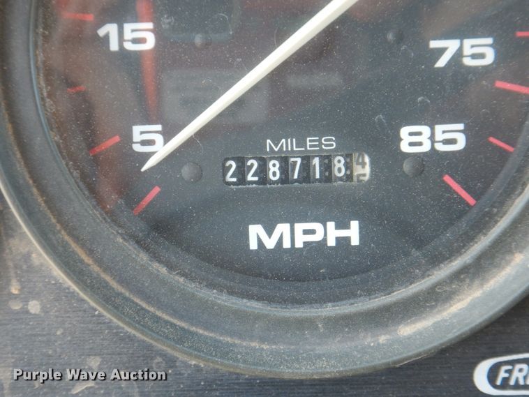 image for item DL0173 1997 Freightliner MT45  delivery truck