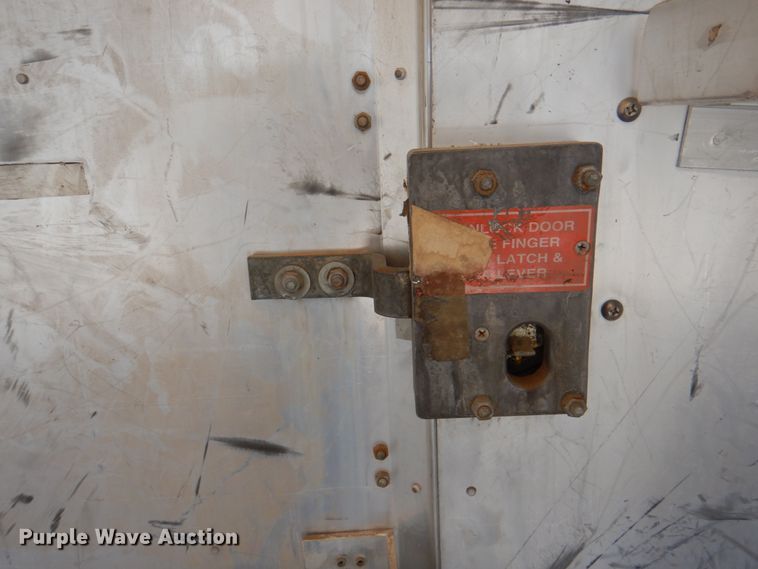 image for item DL0173 1997 Freightliner MT45  delivery truck