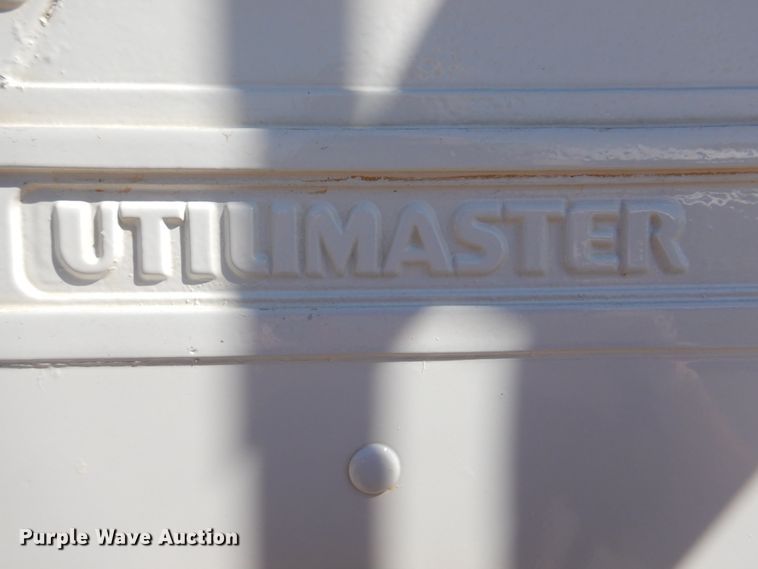 image for item DL0173 1997 Freightliner MT45  delivery truck