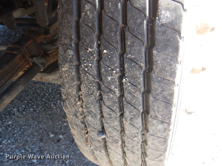 image for item DL0173 1997 Freightliner MT45  delivery truck