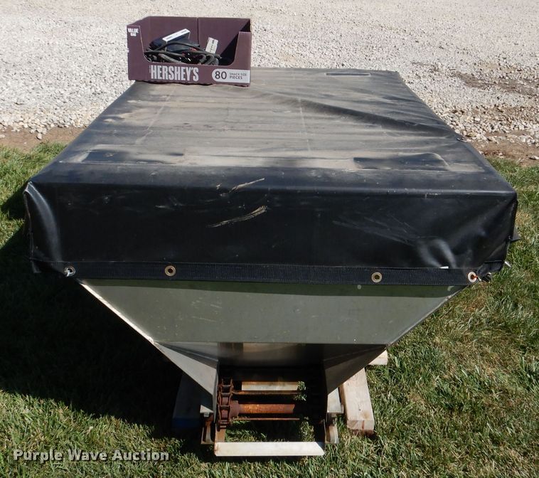 image for item DL3119 (2) Salt Dogg spreaders