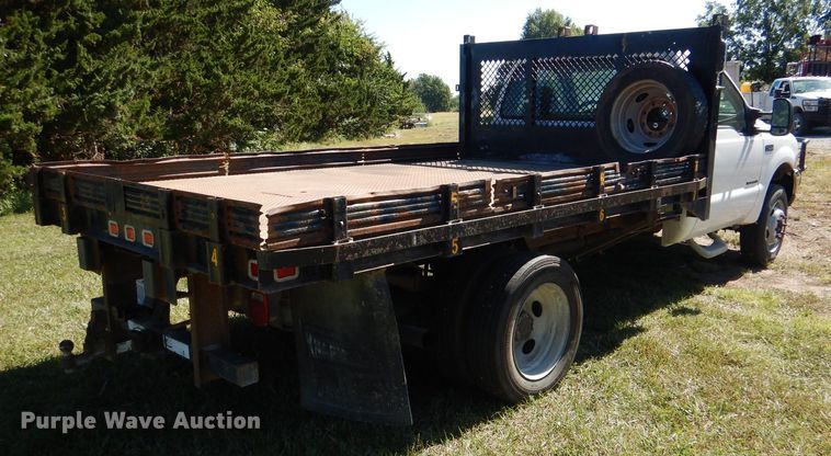 image for item DL3147 2001 Ford F550  flatbed truck