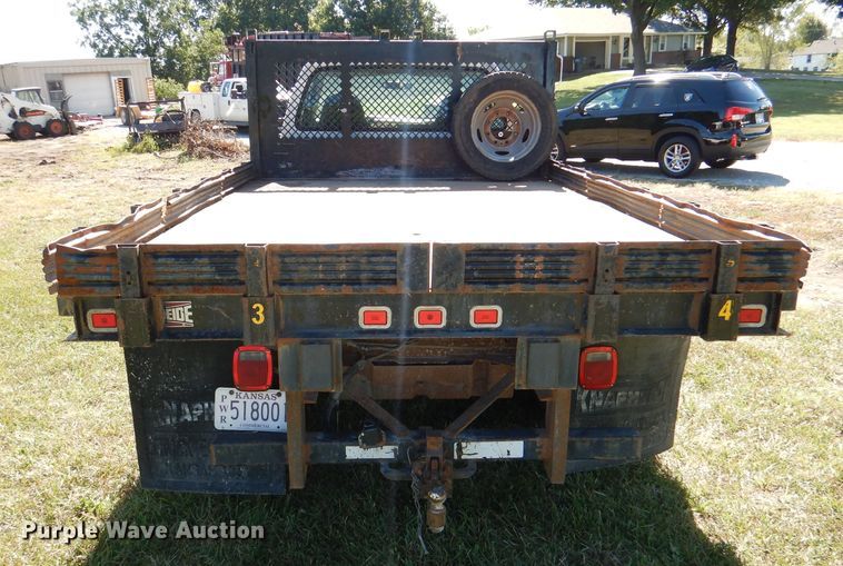 image for item DL3147 2001 Ford F550  flatbed truck