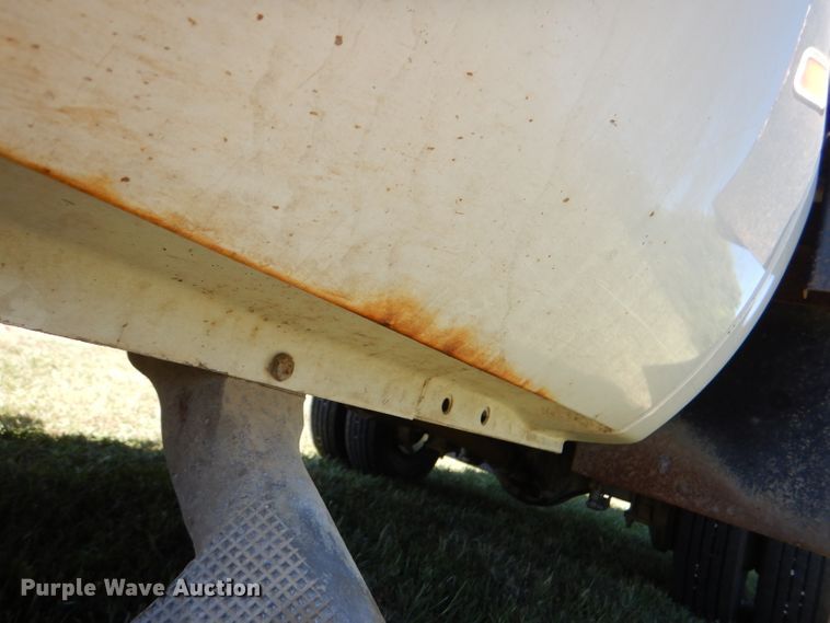 image for item DL3147 2001 Ford F550  flatbed truck