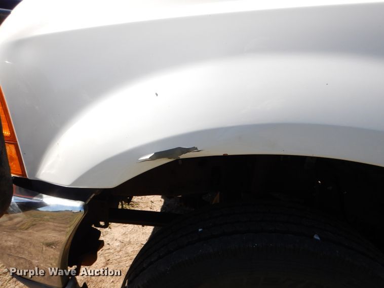 image for item DL3147 2001 Ford F550  flatbed truck