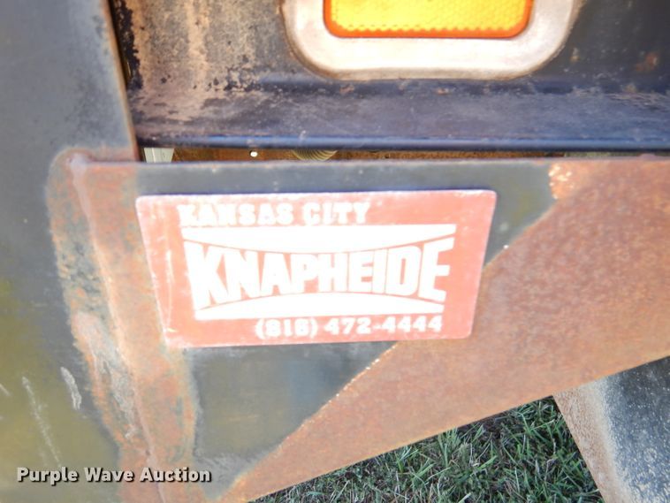 image for item DL3147 2001 Ford F550  flatbed truck