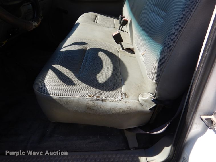 image for item DL3147 2001 Ford F550  flatbed truck