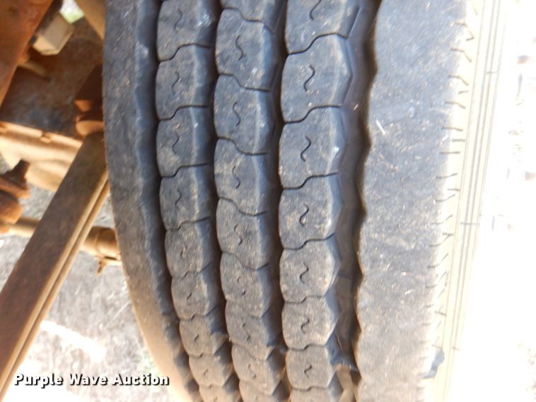 image for item DL3147 2001 Ford F550  flatbed truck