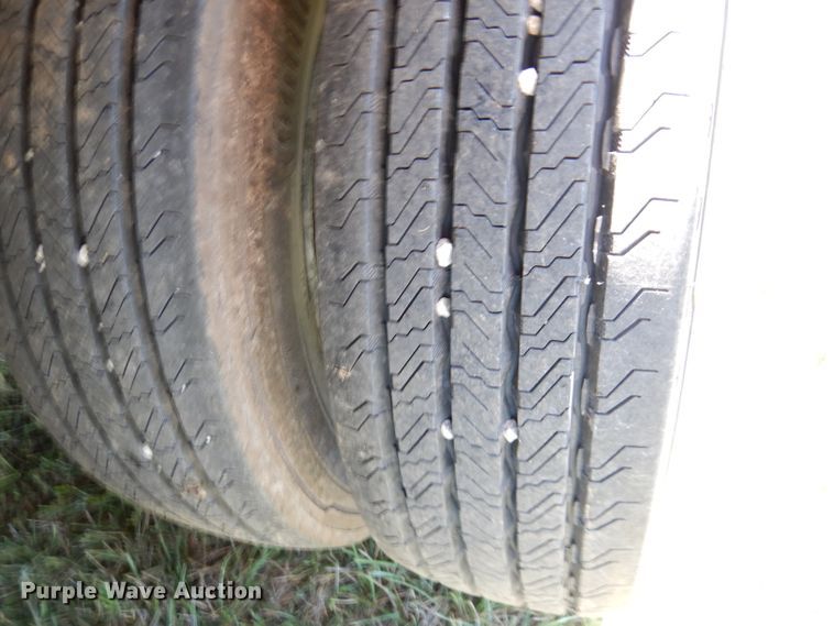 image for item DL3147 2001 Ford F550  flatbed truck