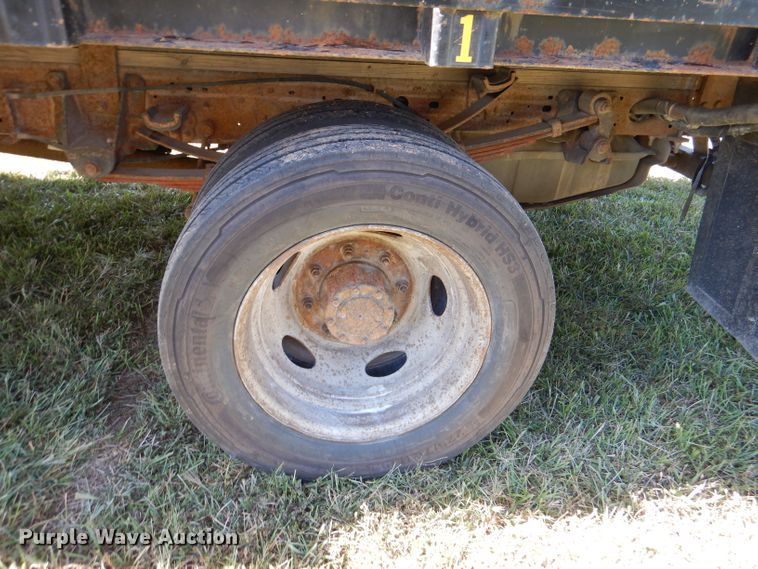 image for item DL3147 2001 Ford F550  flatbed truck