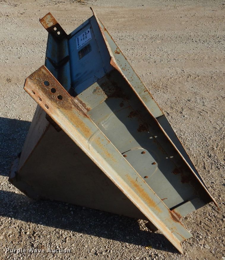 image for item DL3166 McCullough & Co MS200 hopper