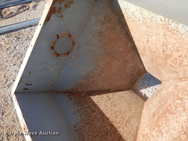 image for item DL3166 McCullough & Co MS200 hopper