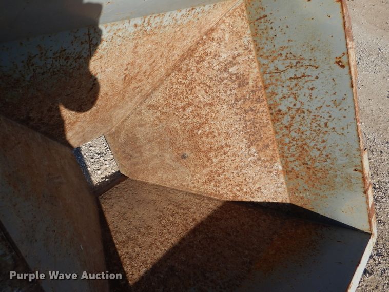 image for item DL3166 McCullough & Co MS200 hopper