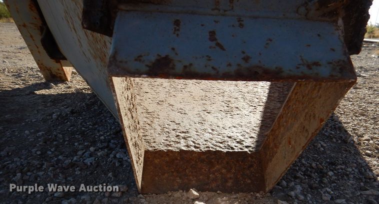 image for item DL3166 McCullough & Co MS200 hopper