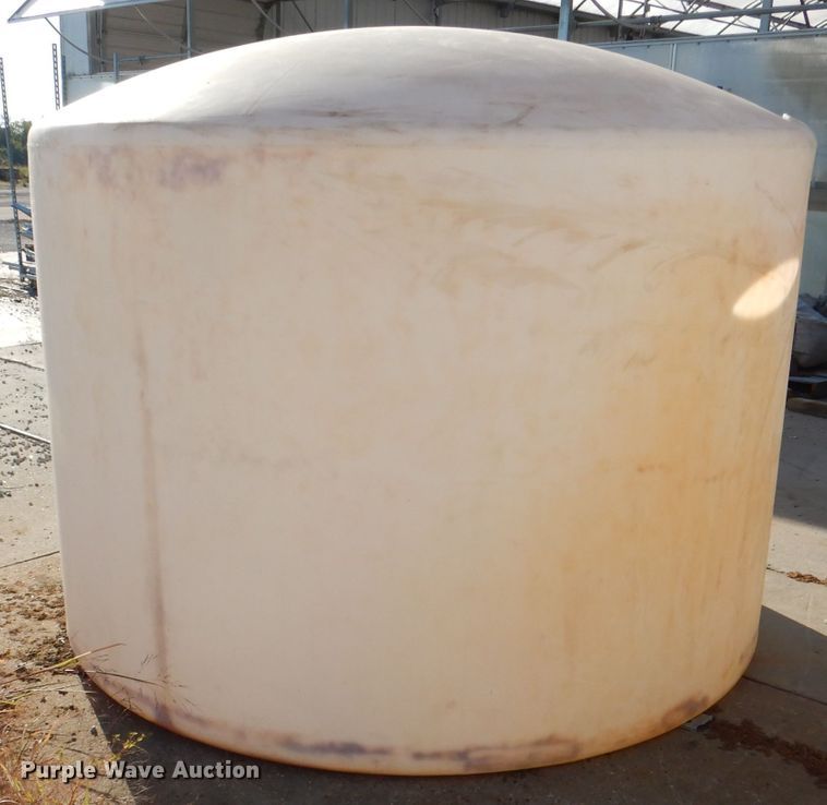 image for item DL3167 (2) tanks