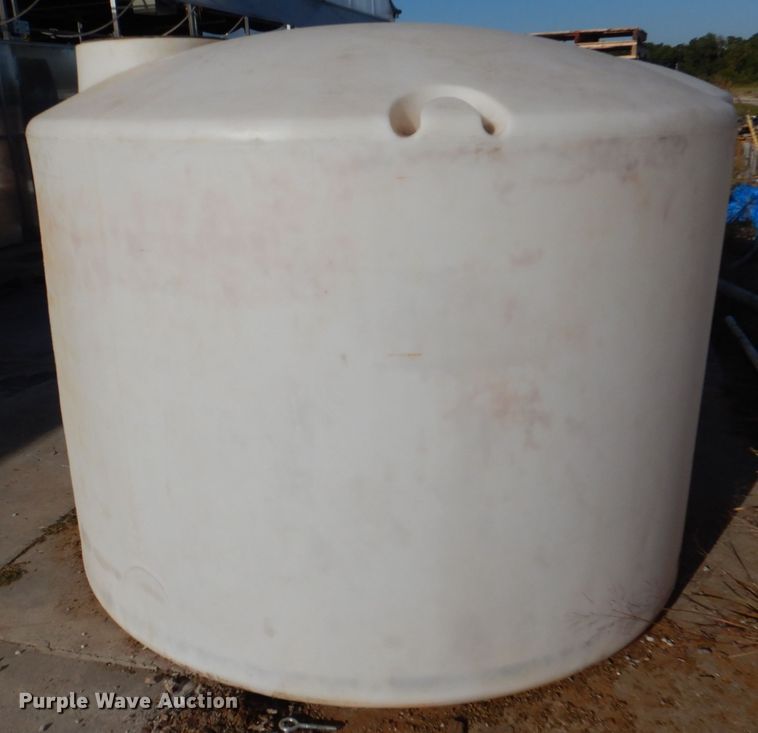 image for item DL3167 (2) tanks