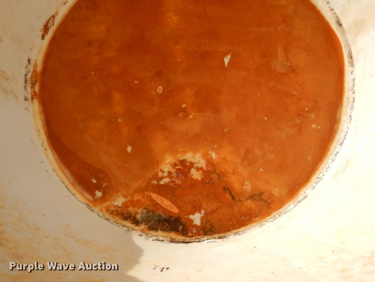 image for item DL3167 (2) tanks