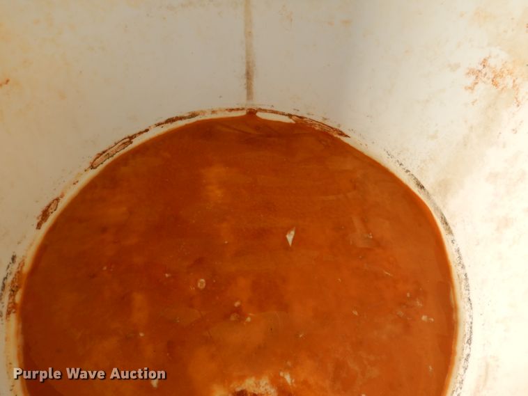 image for item DL3167 (2) tanks