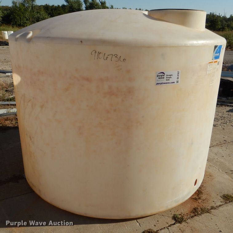 image for item DL3167 (2) tanks