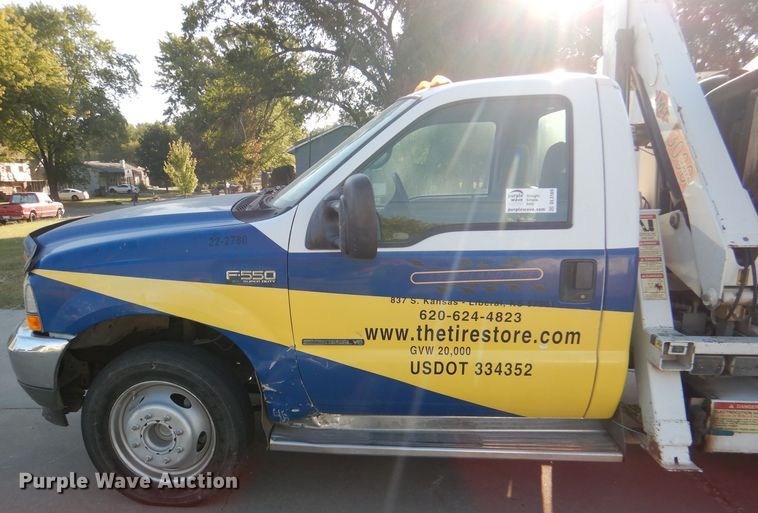 image for item DL3169 2002 Ford F550 XL  utility / service truck