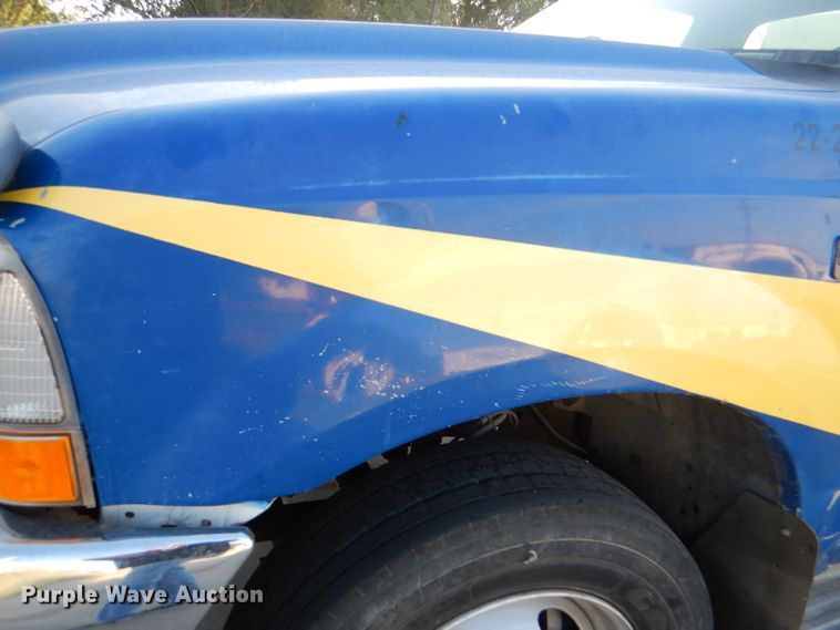 image for item DL3169 2002 Ford F550 XL  utility / service truck