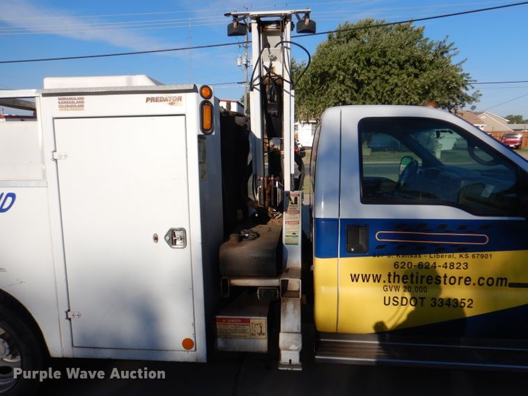 image for item DL3169 2002 Ford F550 XL  utility / service truck