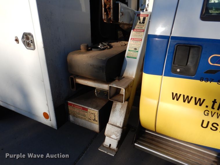 image for item DL3169 2002 Ford F550 XL  utility / service truck