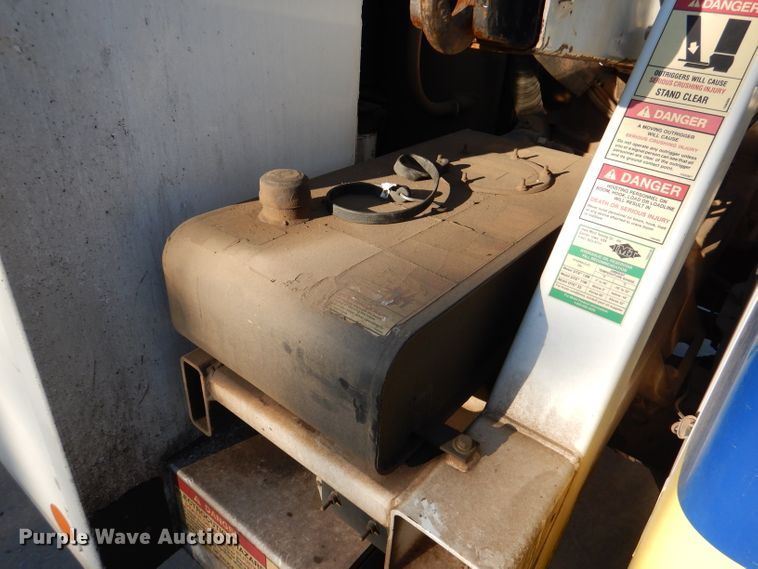 image for item DL3169 2002 Ford F550 XL  utility / service truck