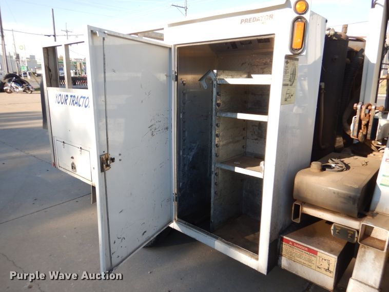 image for item DL3169 2002 Ford F550 XL  utility / service truck