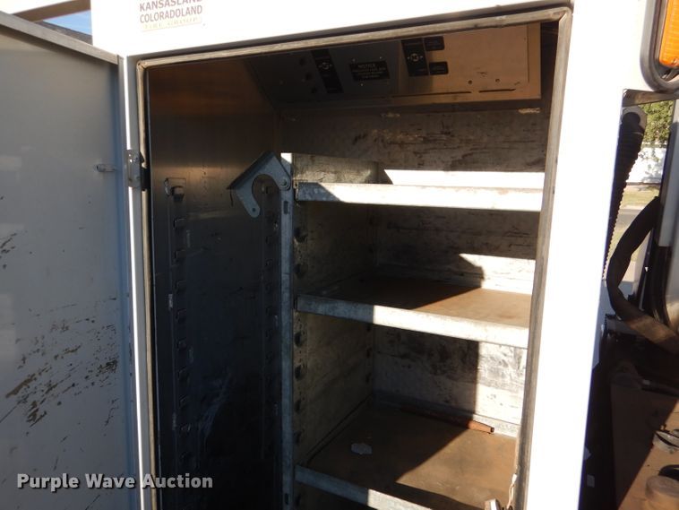 image for item DL3169 2002 Ford F550 XL  utility / service truck