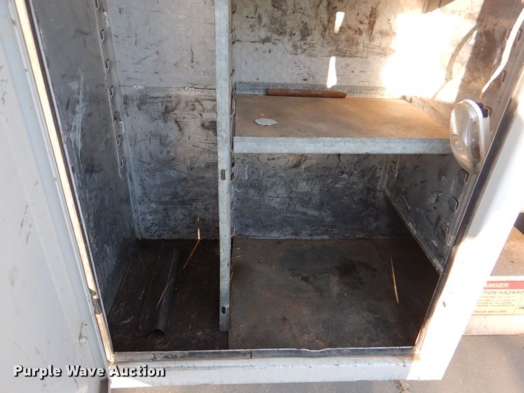 image for item DL3169 2002 Ford F550 XL  utility / service truck