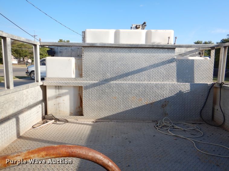 image for item DL3169 2002 Ford F550 XL  utility / service truck