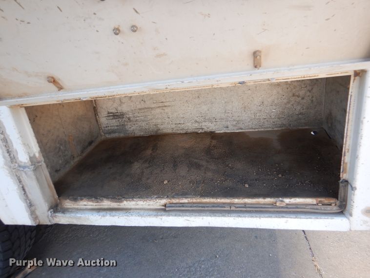 image for item DL3169 2002 Ford F550 XL  utility / service truck